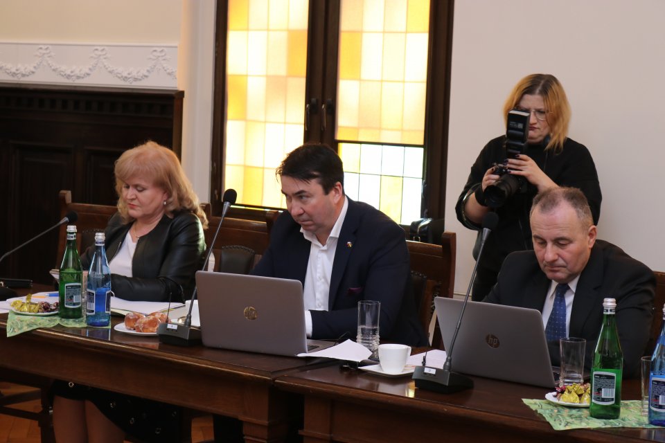 - img_1885.jpg - img_1885.jpg